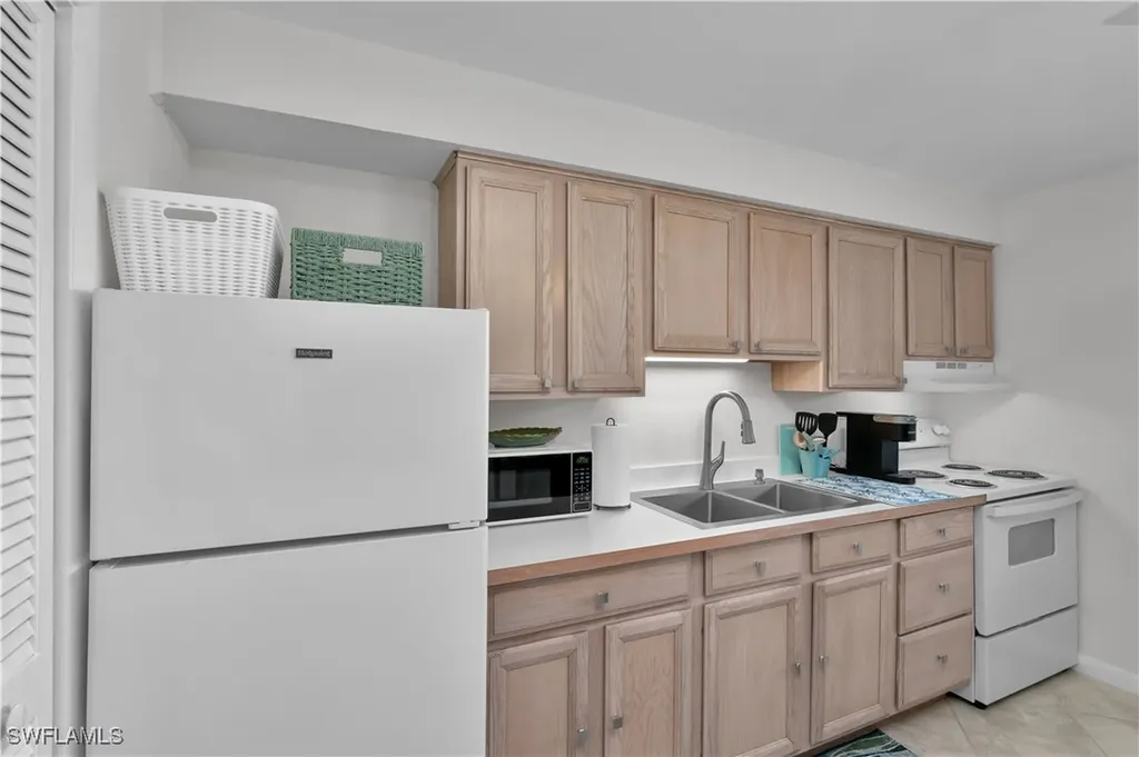 850 Palm Street Marco Island FL 34145