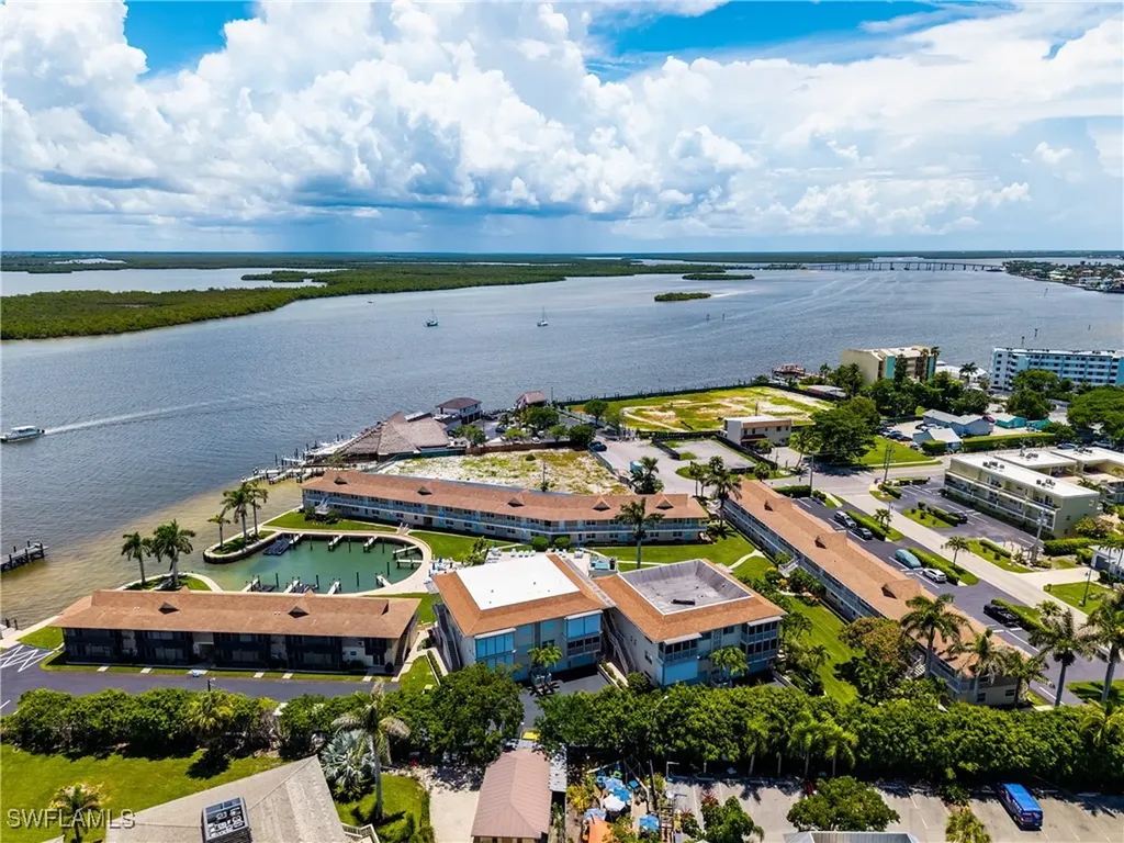 850 Palm Street Marco Island FL 34145