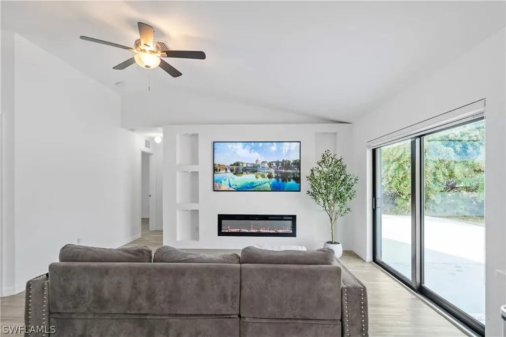 1123 Summa Boulevard Lehigh Acres FL 33974