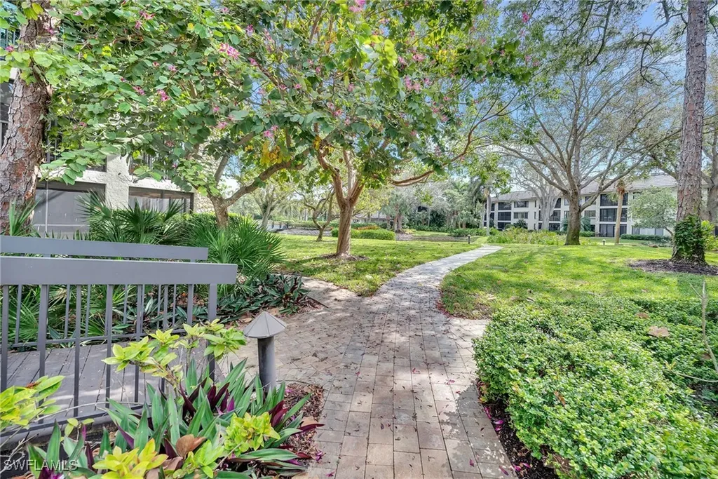 5960 Pelican Bay Boulevard Naples FL 34108