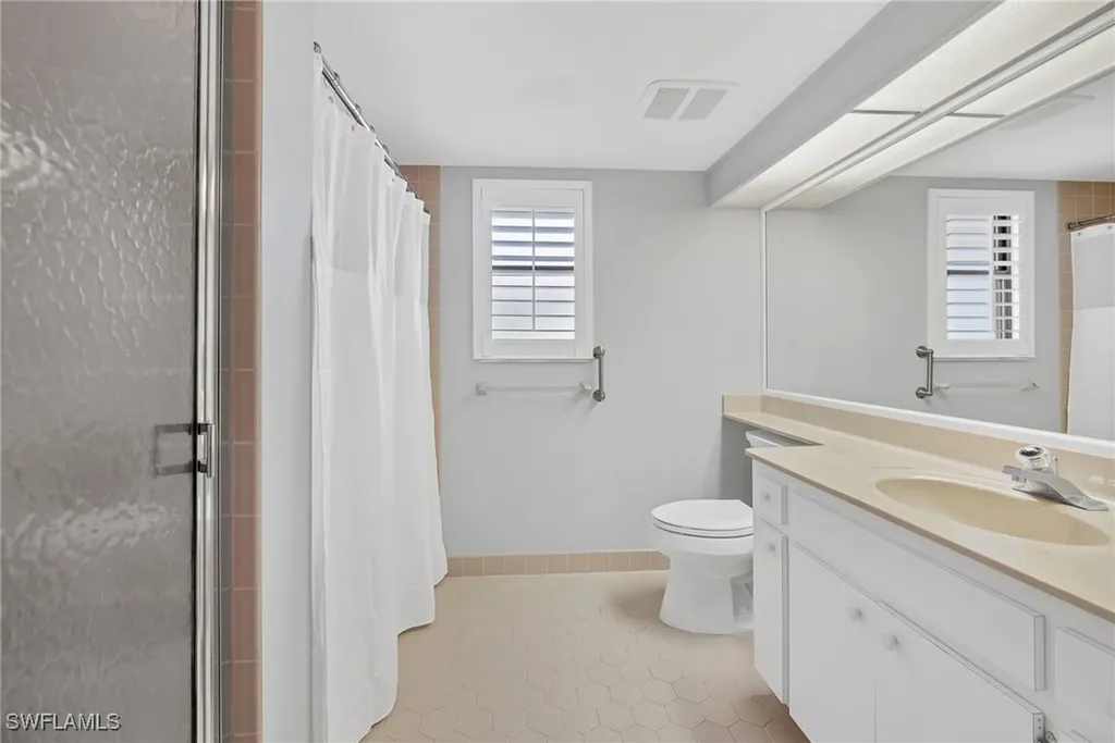 5960 Pelican Bay Boulevard Naples FL 34108