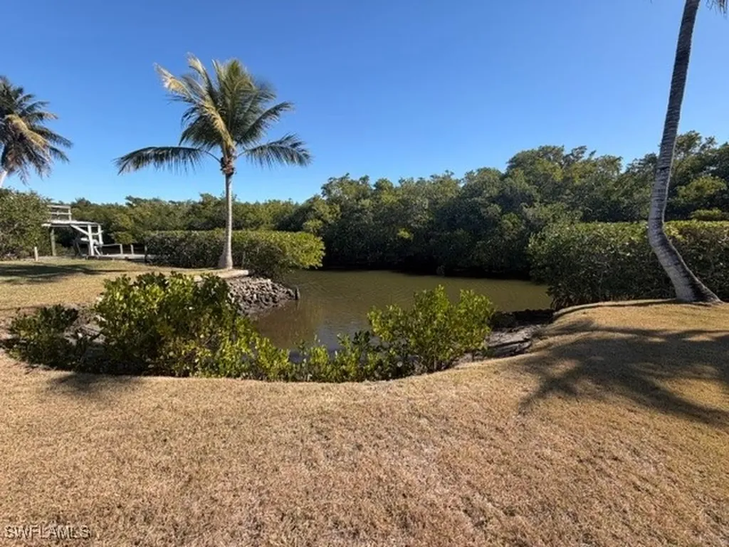 1276 Grand Canal Drive Naples FL 34110