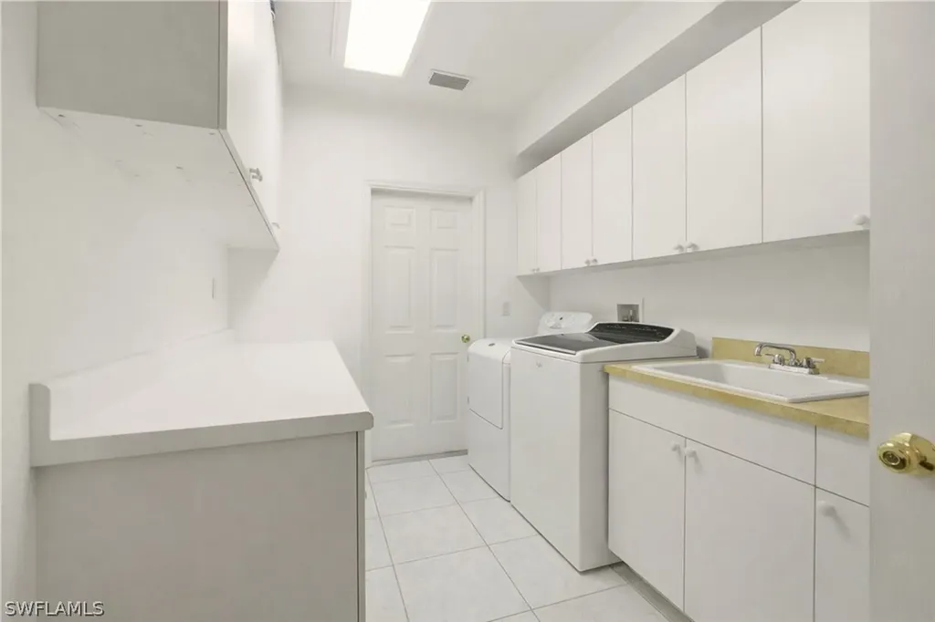 126 Nicholas Parkway W Cape Coral FL 33991