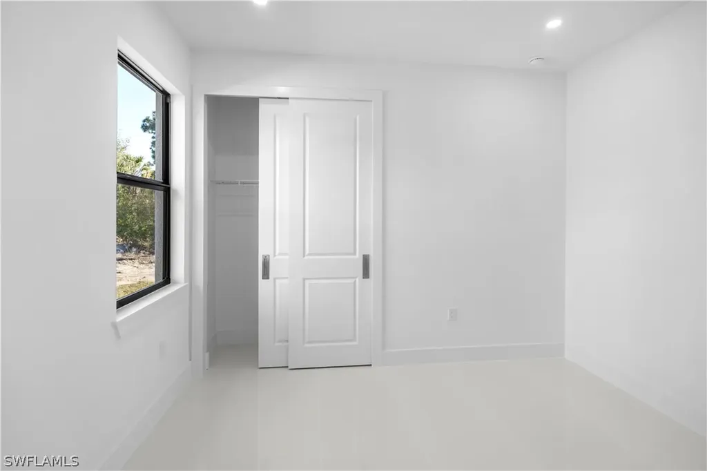 4336 10th Avenue SE Naples FL 34117