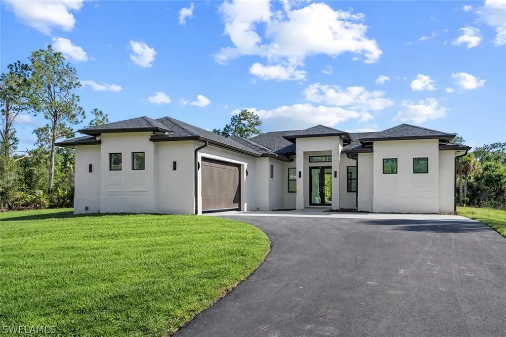 4336 10th Avenue SE Naples FL 34117