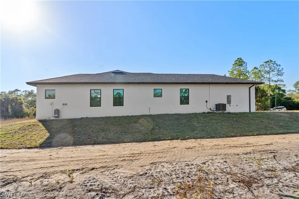 4336 10th Avenue SE Naples FL 34117