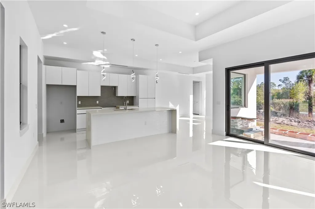4336 10th Avenue SE Naples FL 34117