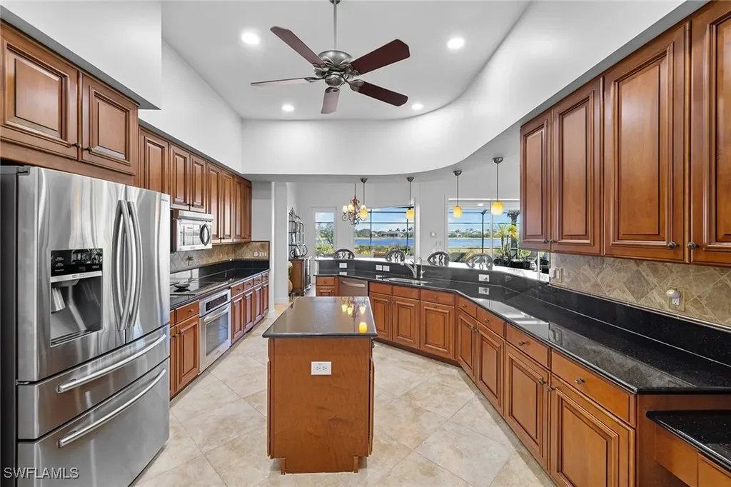 12137 Wicklow Lane Naples FL 34120