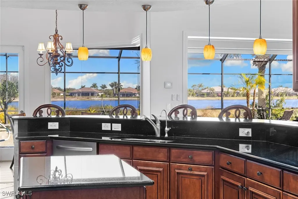 12137 Wicklow Lane Naples FL 34120