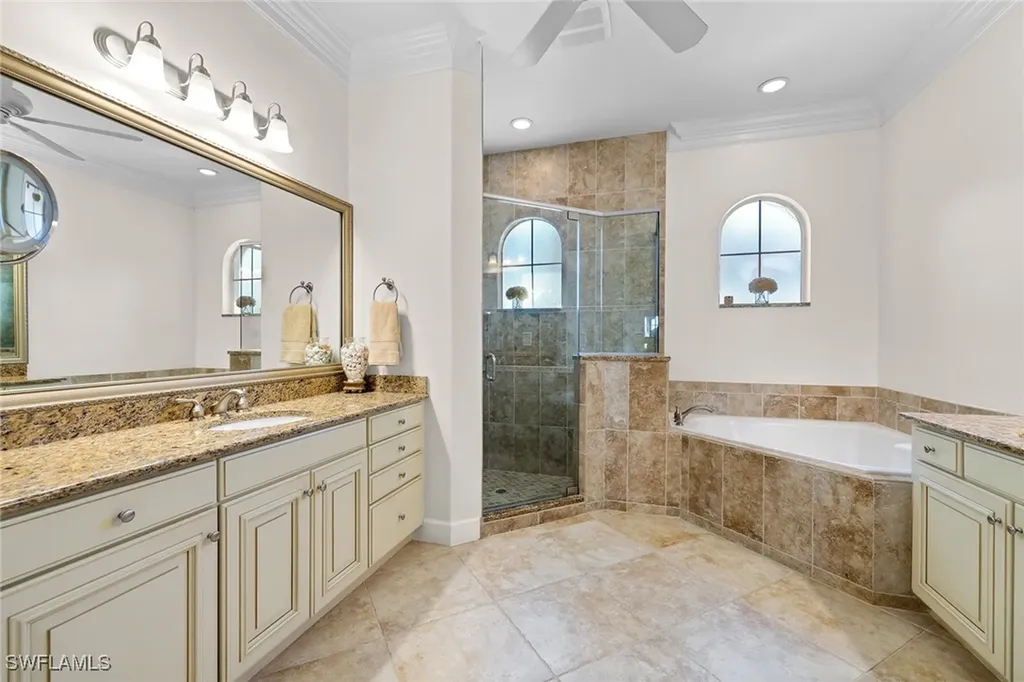 12137 Wicklow Lane Naples FL 34120