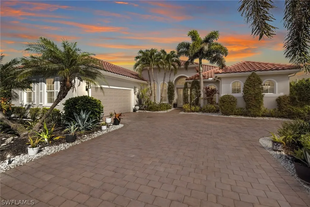 12137 Wicklow Lane Naples FL 34120