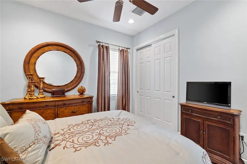 12137 Wicklow Lane Naples FL 34120