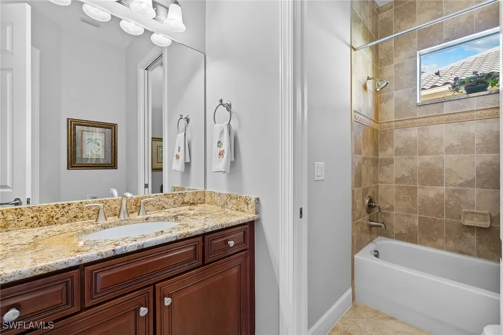 12137 Wicklow Lane Naples FL 34120