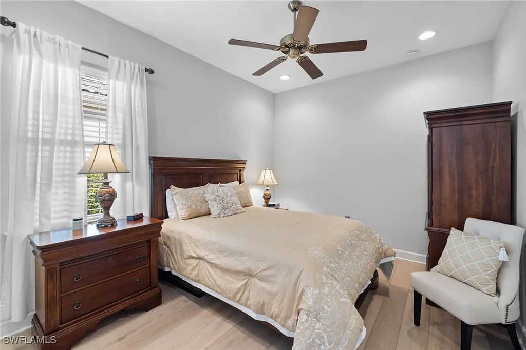 12137 Wicklow Lane Naples FL 34120