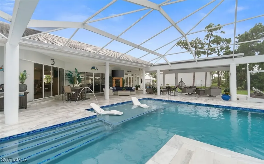18683 Baseleg Avenue North Fort Myers FL 33917