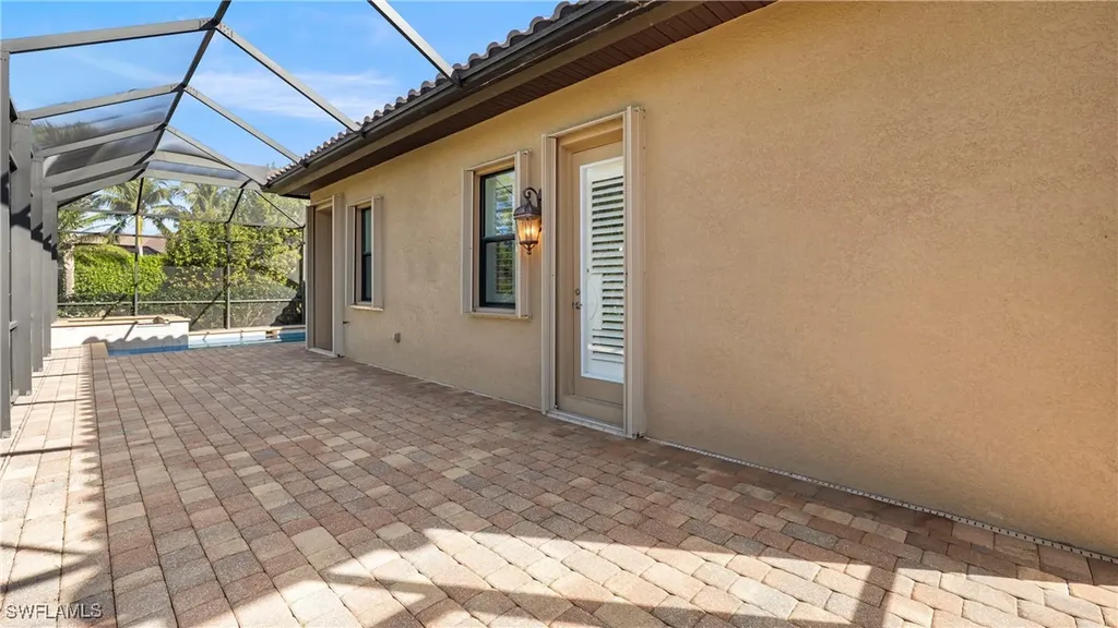 8856 Lely Island Circle Naples FL 34113