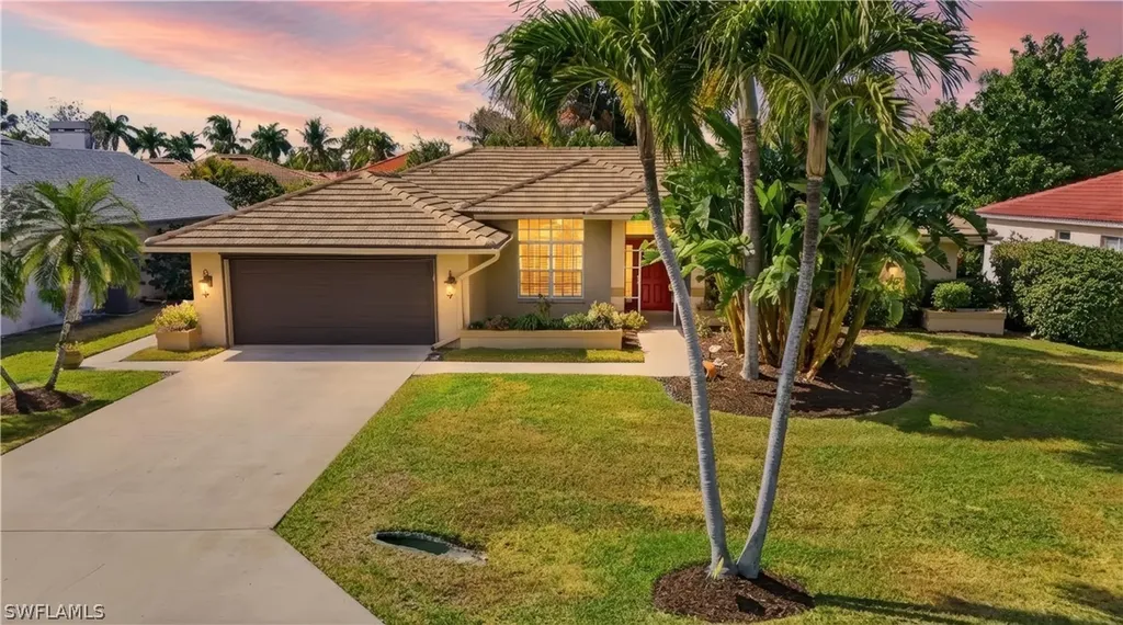 1115 Moon Lake Drive Naples FL 34104