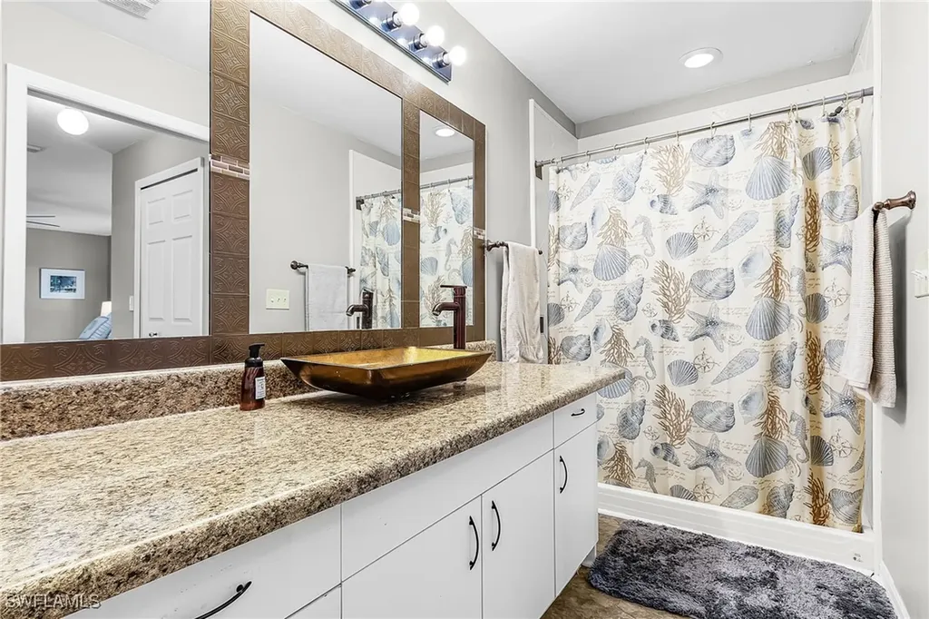 703 NE 23rd Terrace Cape Coral FL 33909