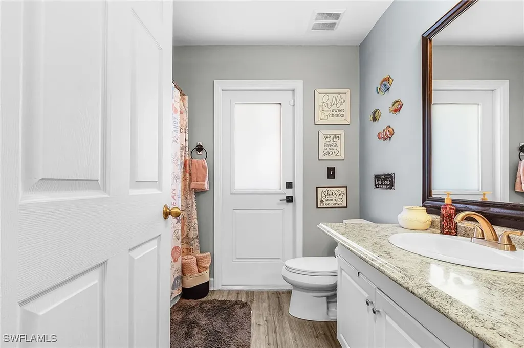 703 NE 23rd Terrace Cape Coral FL 33909