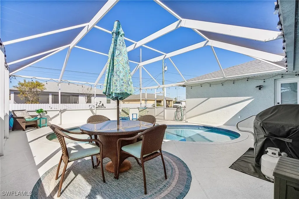 703 NE 23rd Terrace Cape Coral FL 33909