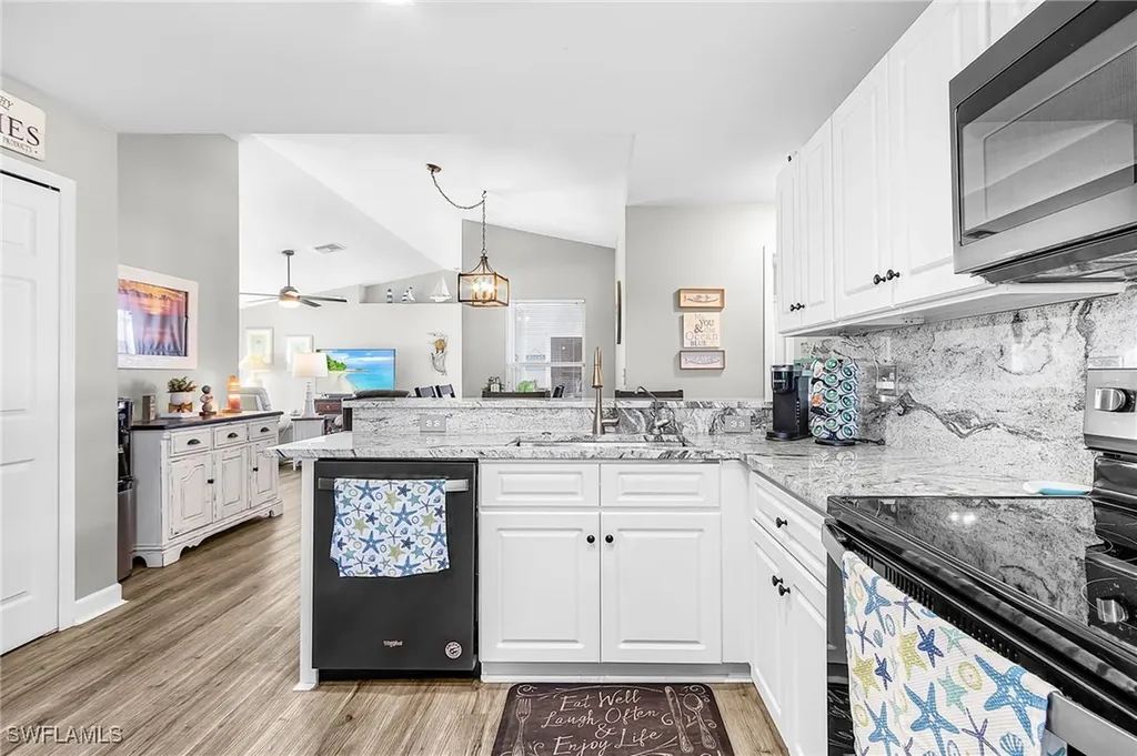 703 NE 23rd Terrace Cape Coral FL 33909