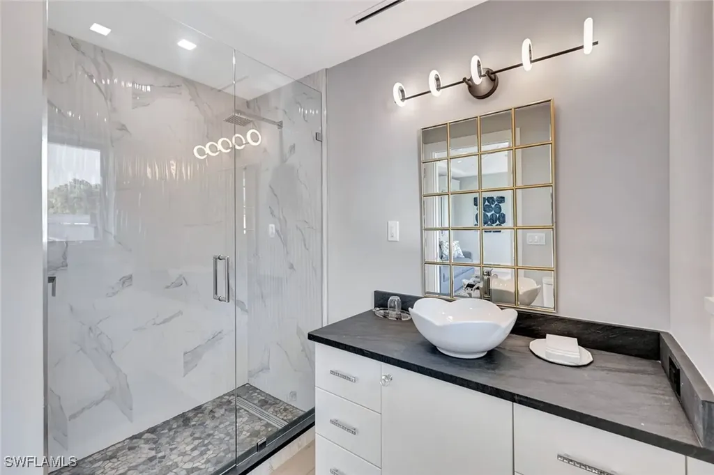 739 5th Avenue N Naples FL 34102