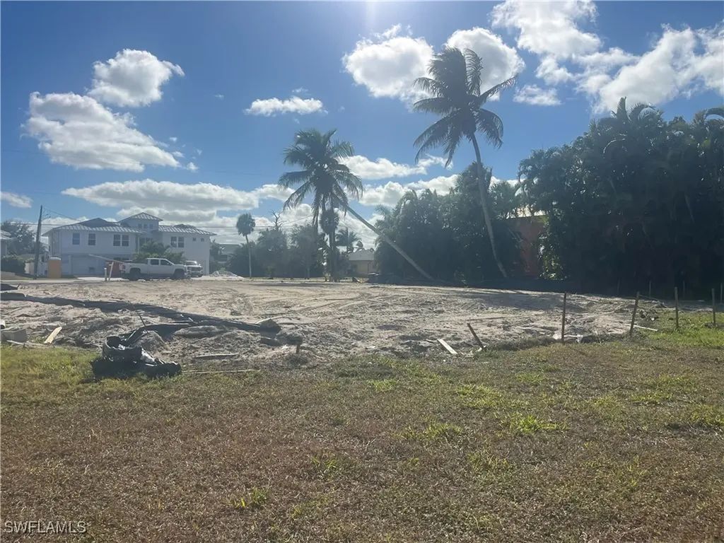 4822-4824 Esplanade Street Bonita Springs FL 34134