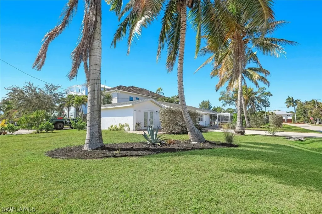 730 Glendale Avenue Naples FL 34110