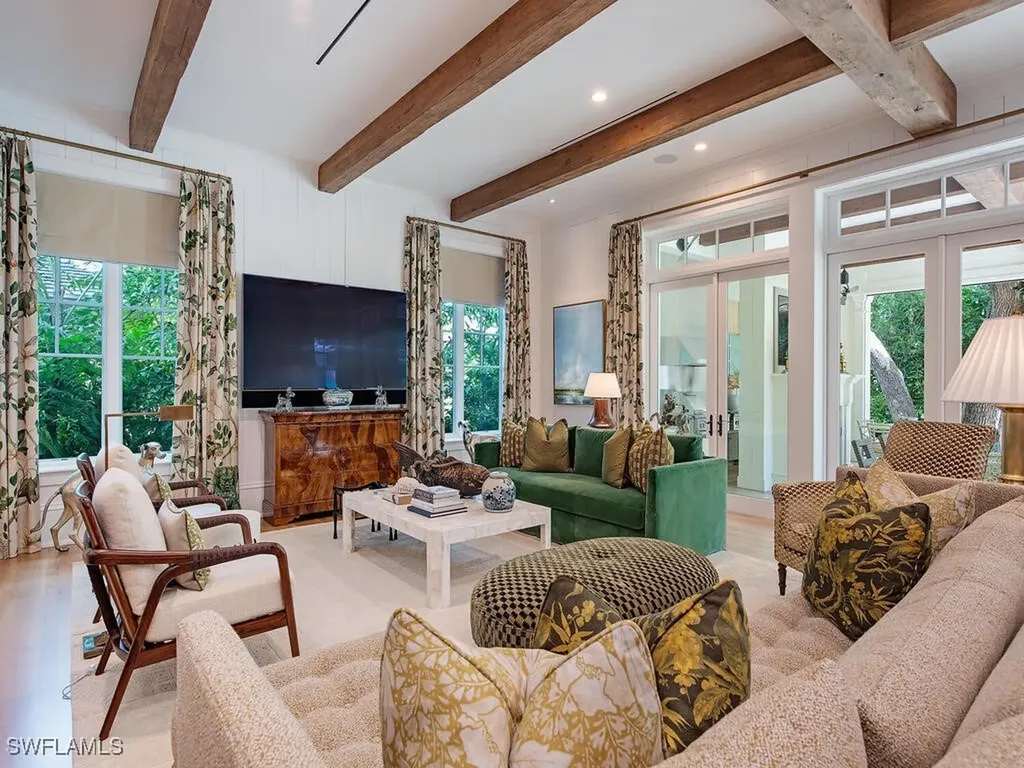 1963 Gulf Shore Boulevard S Naples FL 34102