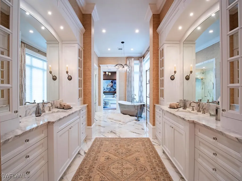 1963 Gulf Shore Boulevard S Naples FL 34102