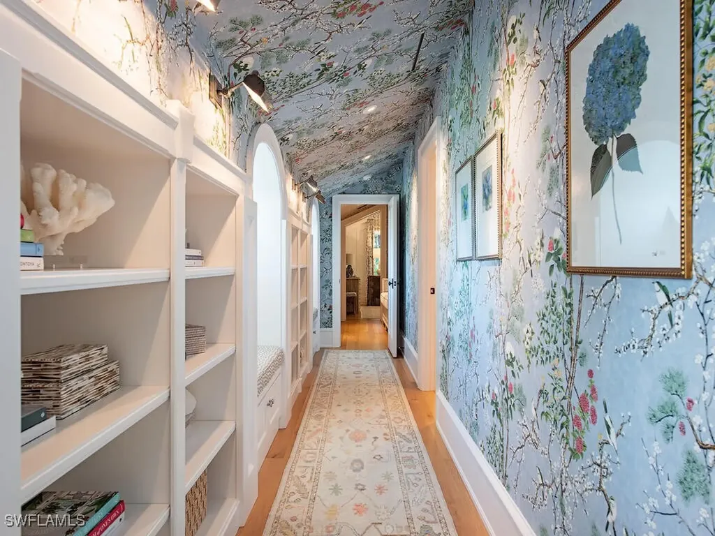 1963 Gulf Shore Boulevard S Naples FL 34102