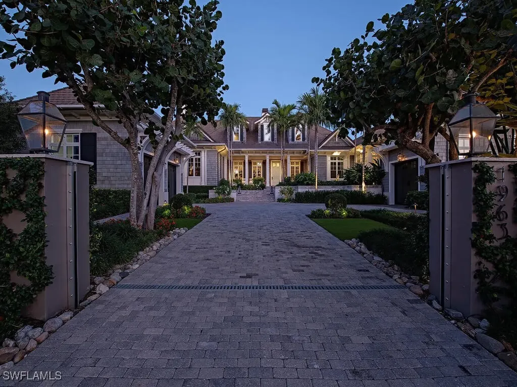 1963 Gulf Shore Boulevard S Naples FL 34102