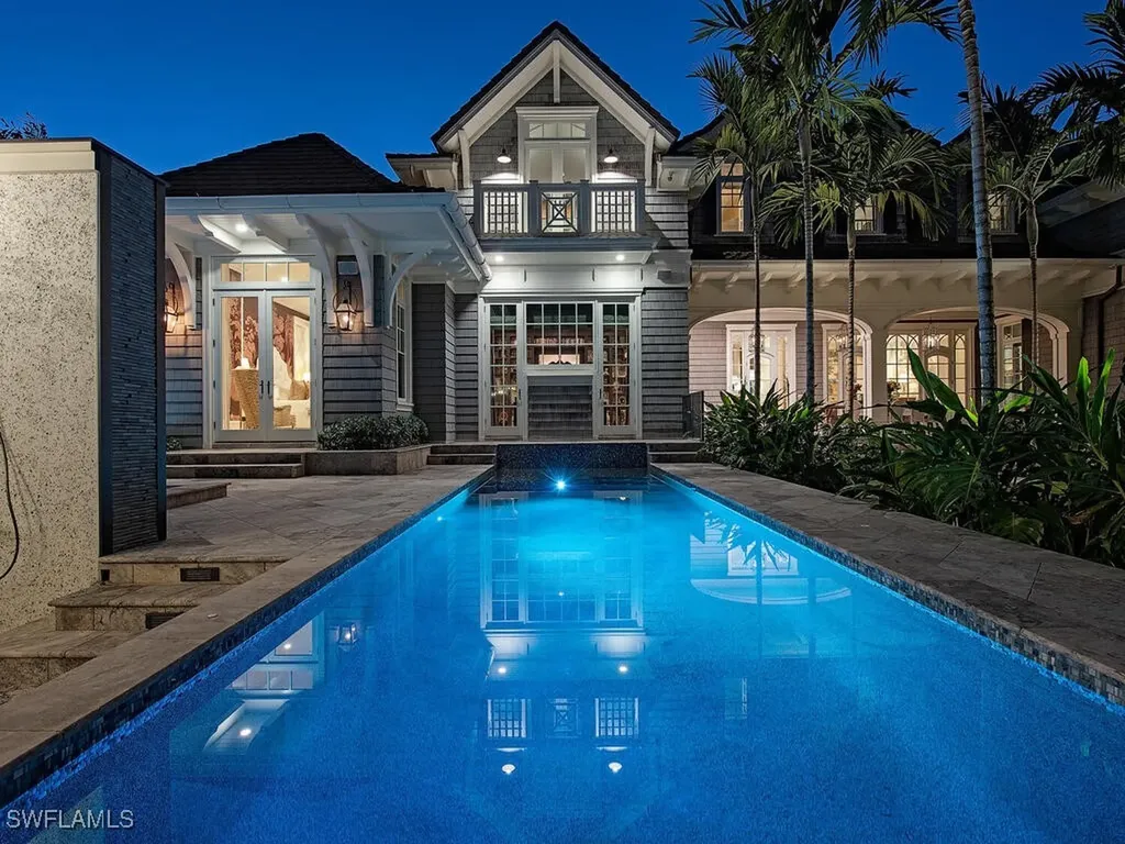 1963 Gulf Shore Boulevard S Naples FL 34102