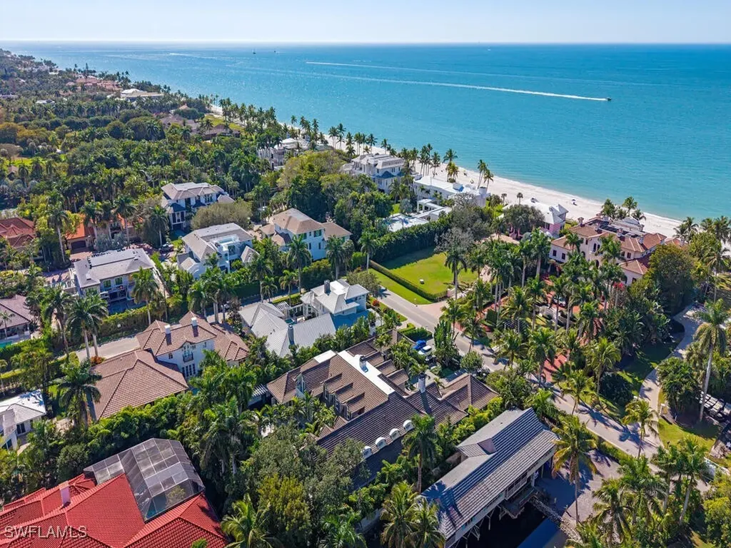 1963 Gulf Shore Boulevard S Naples FL 34102