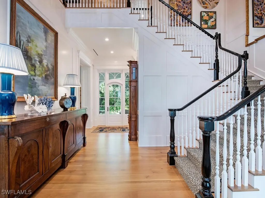 1963 Gulf Shore Boulevard S Naples FL 34102