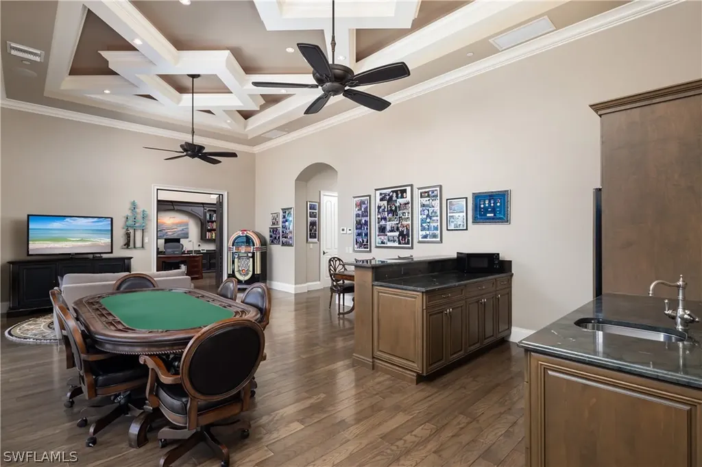 101 Jumento Cay Lane Bonita Springs FL 34134