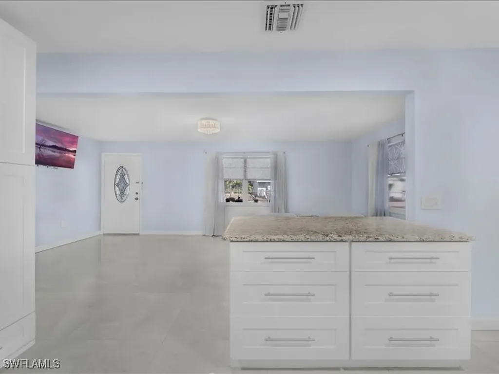 77 Glenmont Drive W North Fort Myers FL 33917