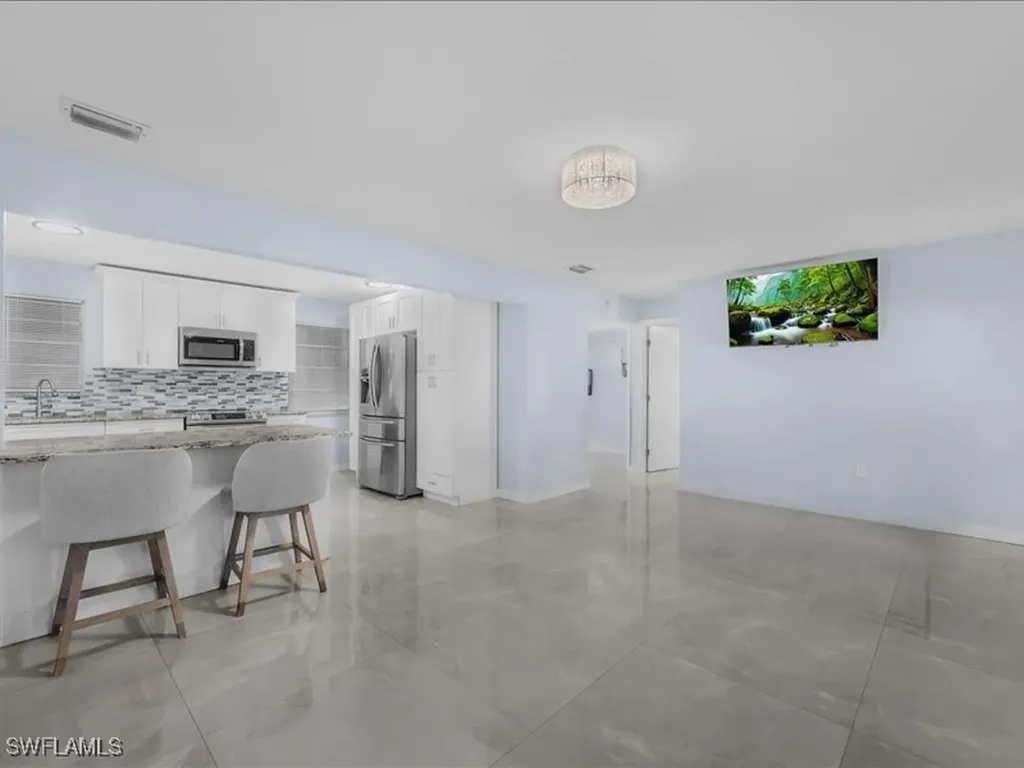 77 Glenmont Drive W North Fort Myers FL 33917