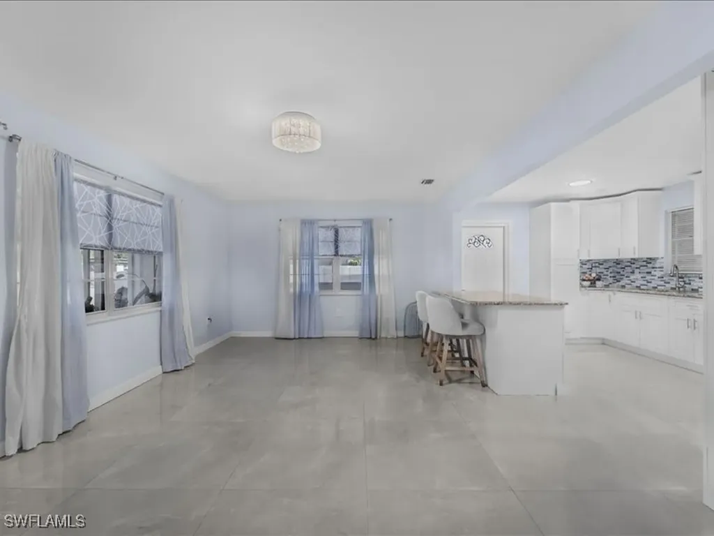 77 Glenmont Drive W North Fort Myers FL 33917