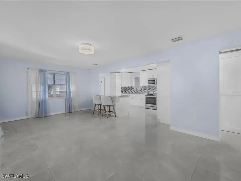 77 Glenmont Drive W North Fort Myers FL 33917