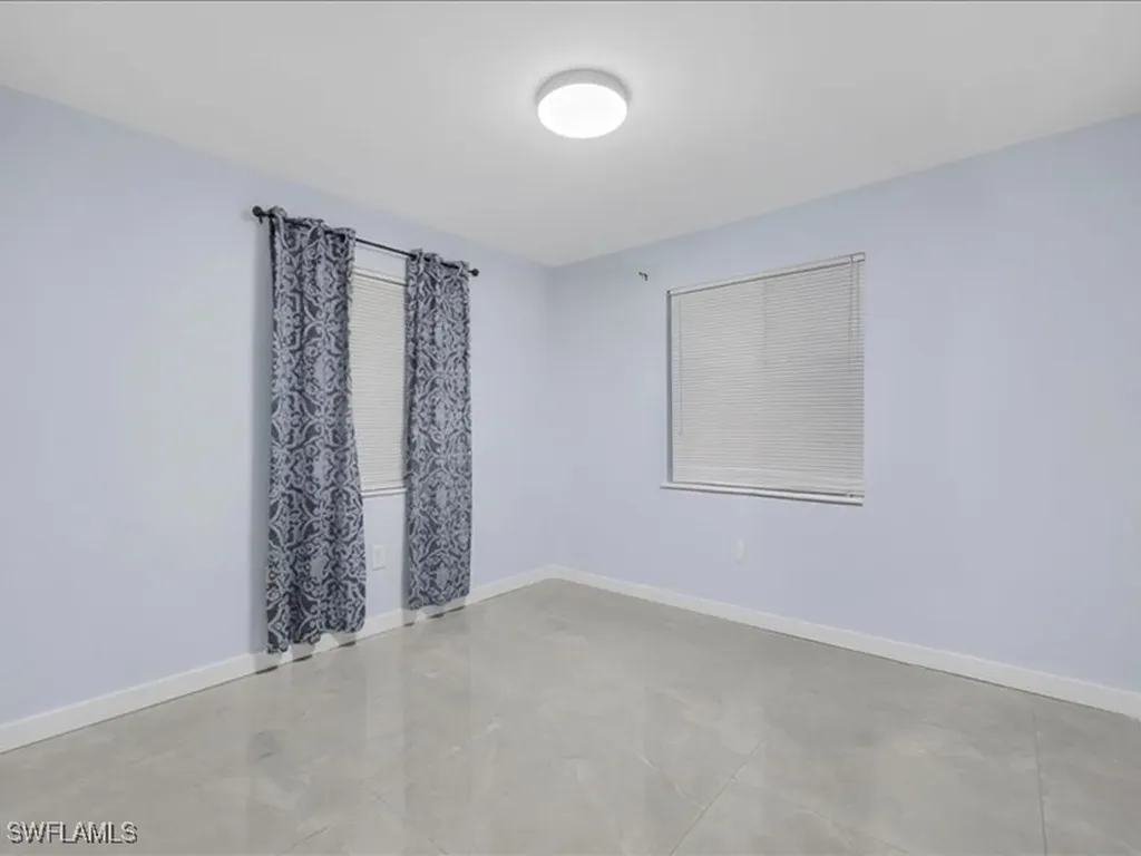 77 Glenmont Drive W North Fort Myers FL 33917