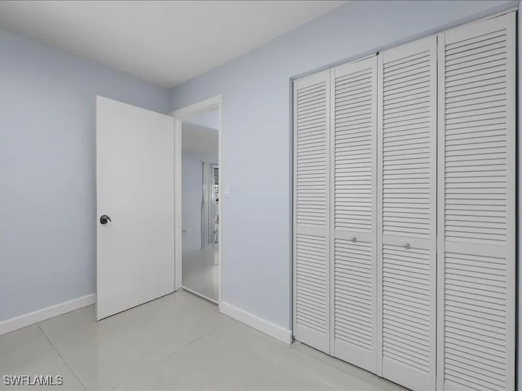 77 Glenmont Drive W North Fort Myers FL 33917
