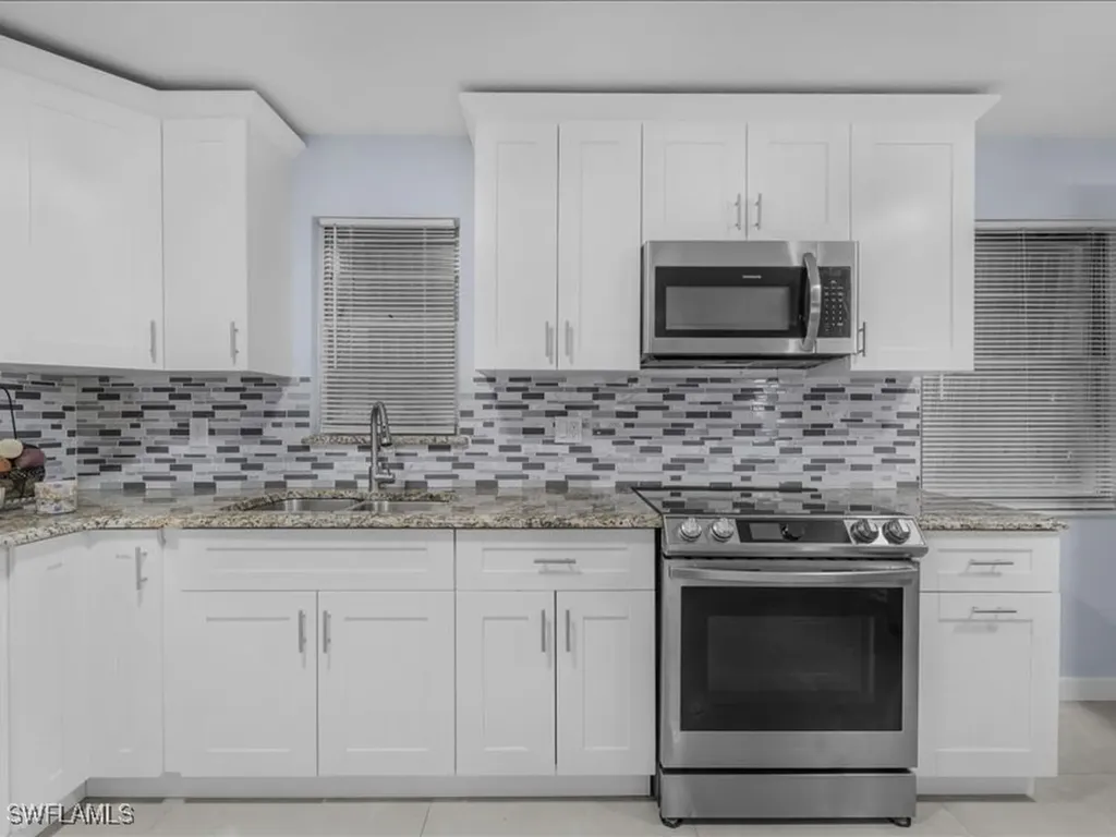 77 Glenmont Drive W North Fort Myers FL 33917