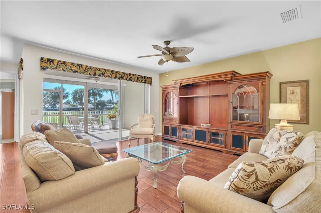 1610 Clermont Drive Naples FL 34109