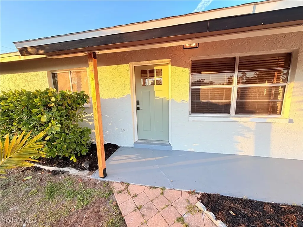 9017 Pineapple Road Fort Myers FL 33967