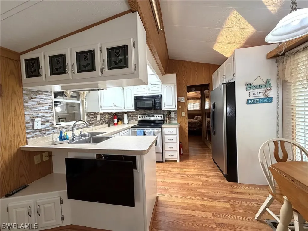 4710 Split Log Lane W Estero FL 33928