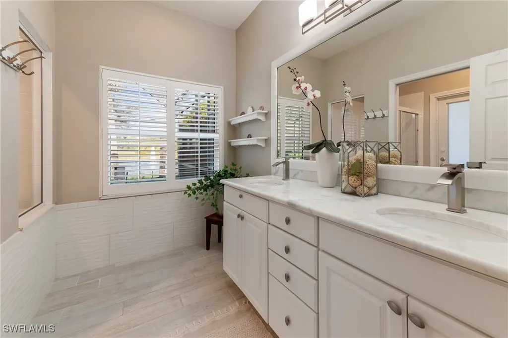 17819 Modena Road Miromar Lakes FL 33913