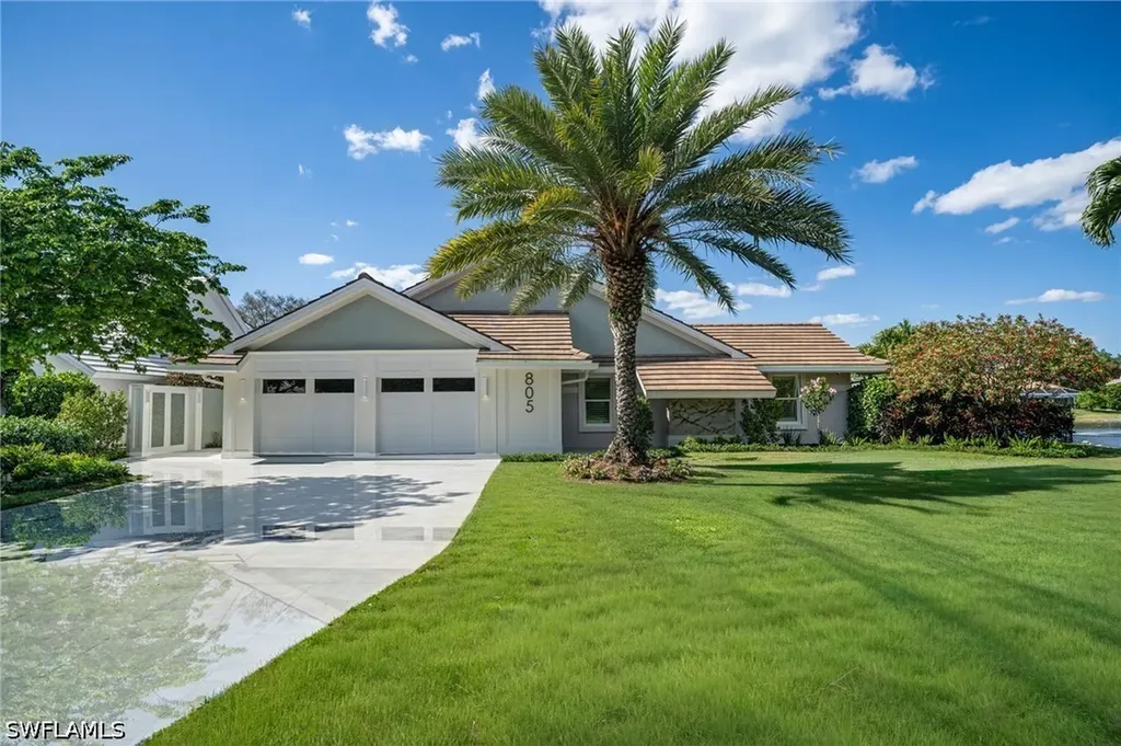 805 Lake Vista Court Naples FL 34108