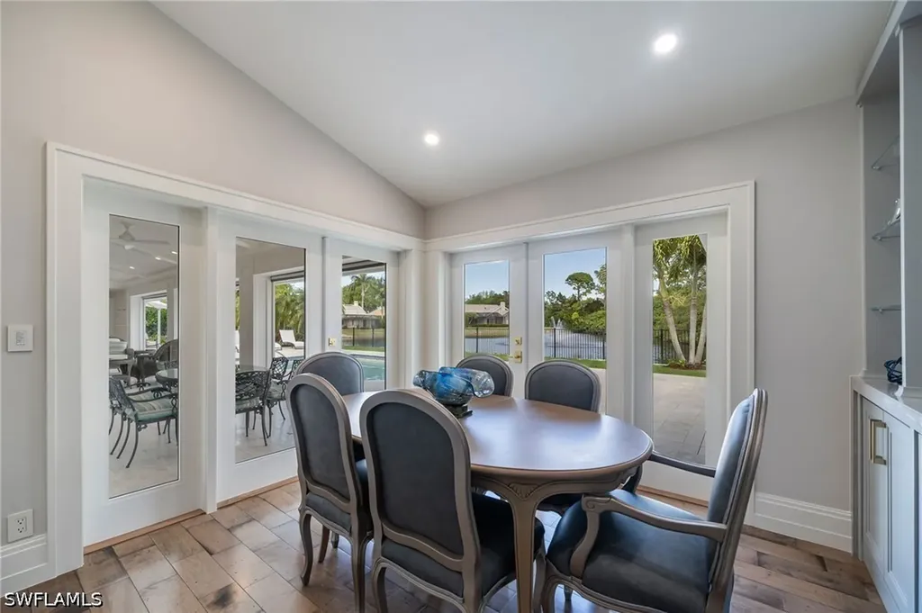 805 Lake Vista Court Naples FL 34108
