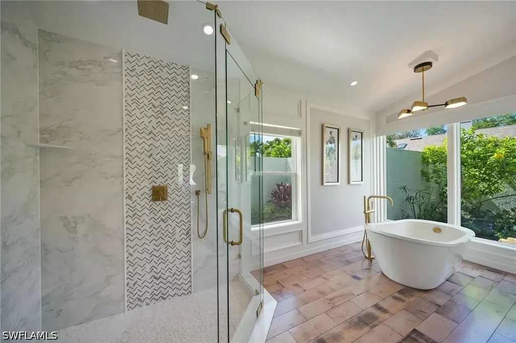 805 Lake Vista Court Naples FL 34108
